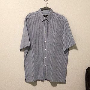 Bugatchi Uomo size large short sleeve men’s shirt.